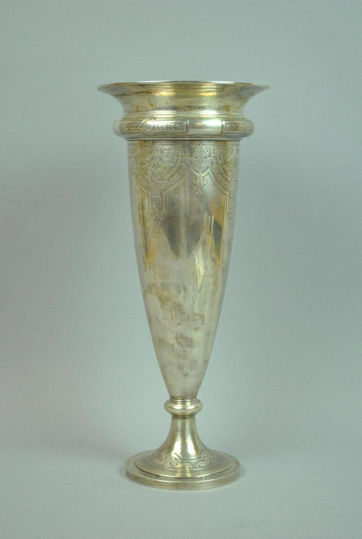 LARGE SIZE STERLING TRUMPET VASE BY INTERNATIONAL (1 of 4)