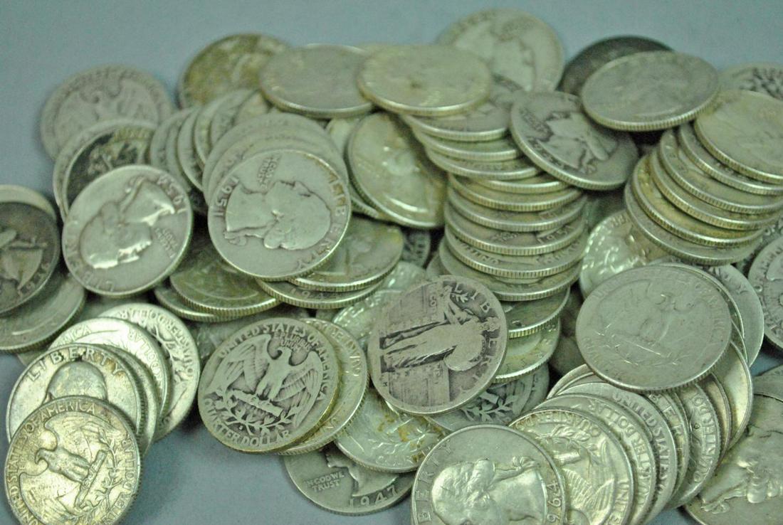 (90+) US SILVER QUARTER DOLLAR COINS (1 of 1)