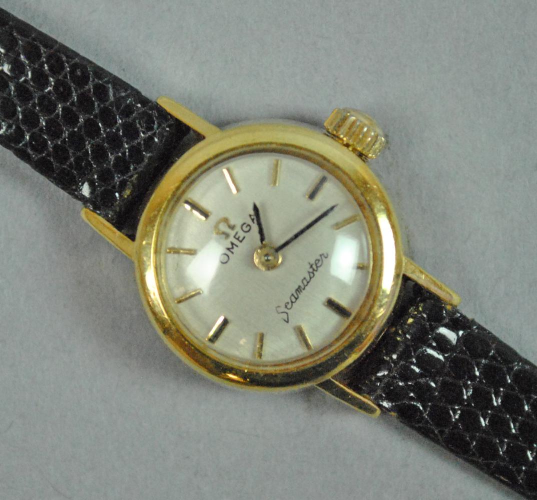 LADIES OMEGA SEAMASTER 18K GOLD CASE WATCH (1 of 3)
