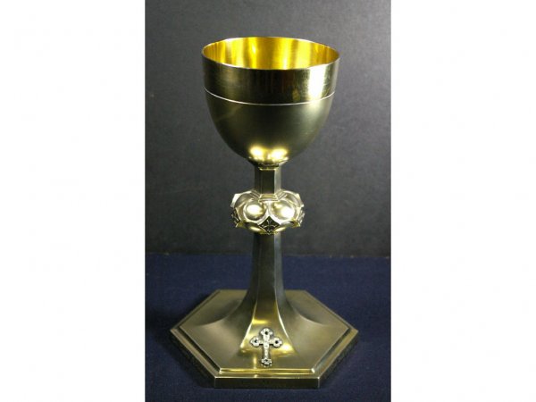 STERLING VERMEIL CHALICE WITH DIAMONDS & SAPPHIRES: having a .25ct center diamond surrounded by sixteen accent diamonds measuring .80ctw and four blue sapphires in the form of a cross, engraved around base Rev. Joseph A. Heaney, From Mother, December 2
