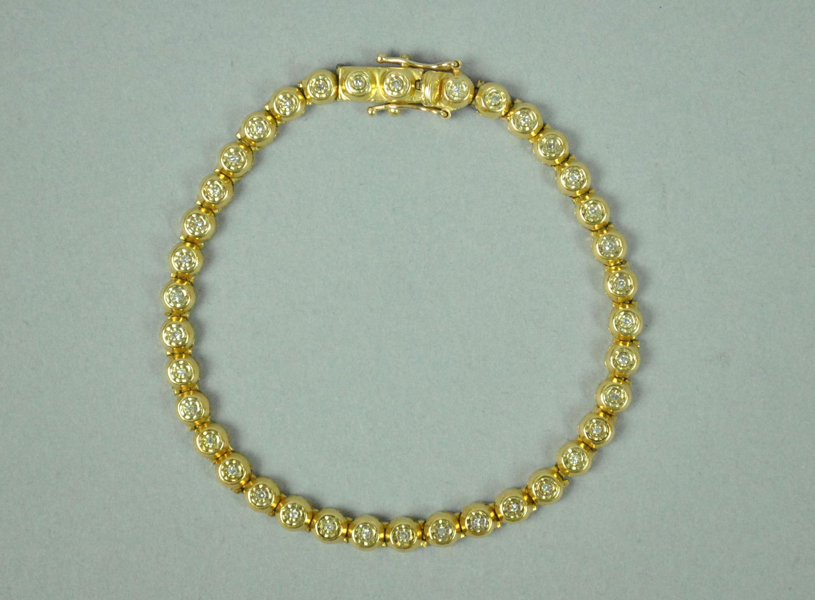 18K DIAMOND TENNIS BRACELET (1 of 2)