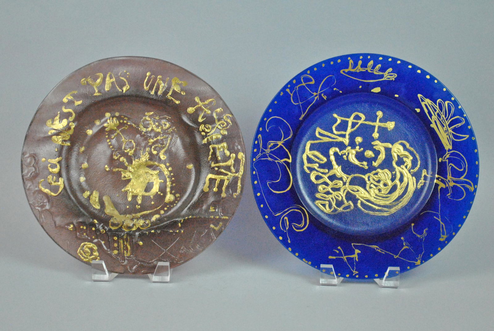 (2) DAUM PATE-DE-VERRE SALVADOR DALI PLATES (1 of 3)