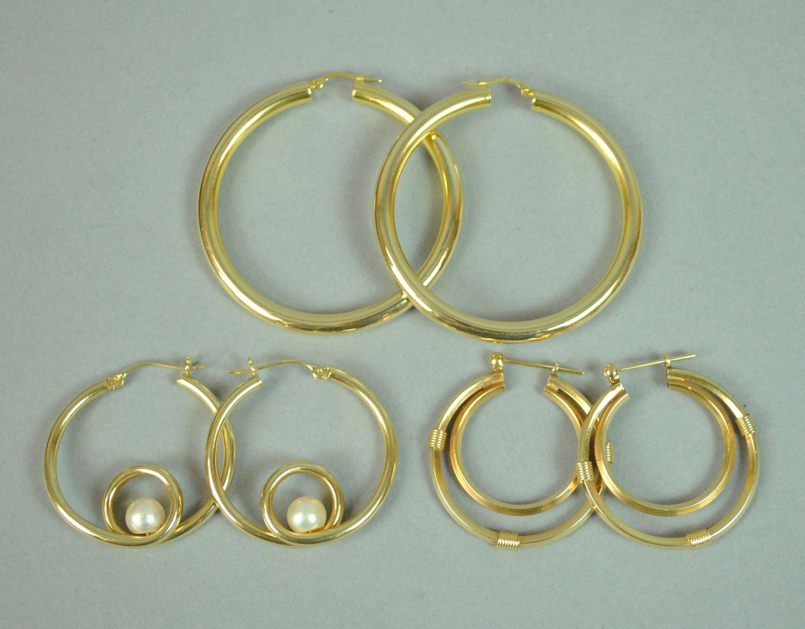 (3) PAIRS 14K HOLLOW GOLD EARRINGS (1 of 1)
