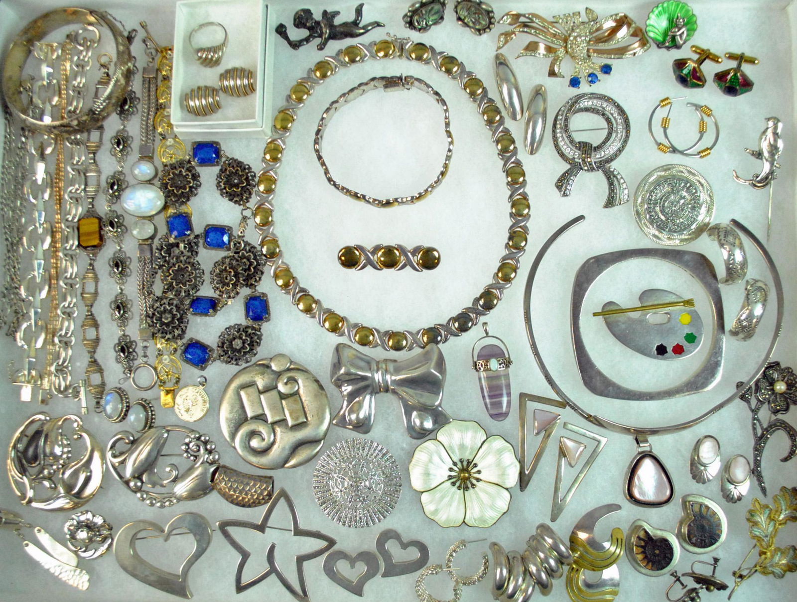 (50+) PIECE SILVER JEWERLY GROUP (1 of 5)