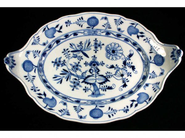 MEISSEN BLUE ONION SERVING PLATTER: blue crossed swords mark, 16in.