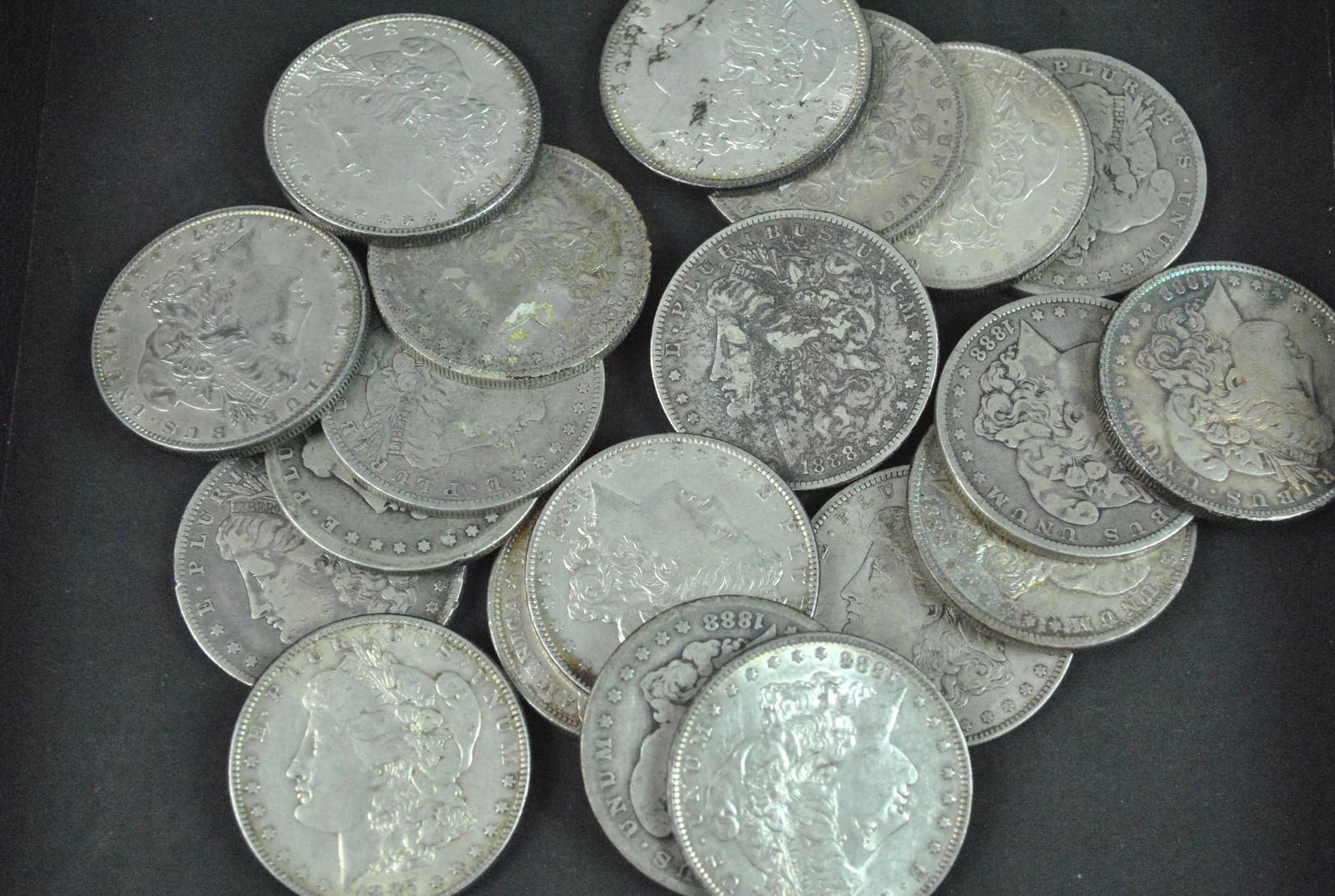 (20) MORGAN SILVER DOLLAR COINS (1 of 1)