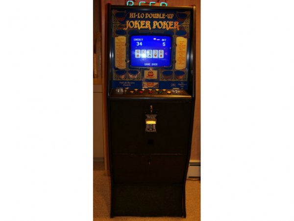 Double Up Joker Slot Machine