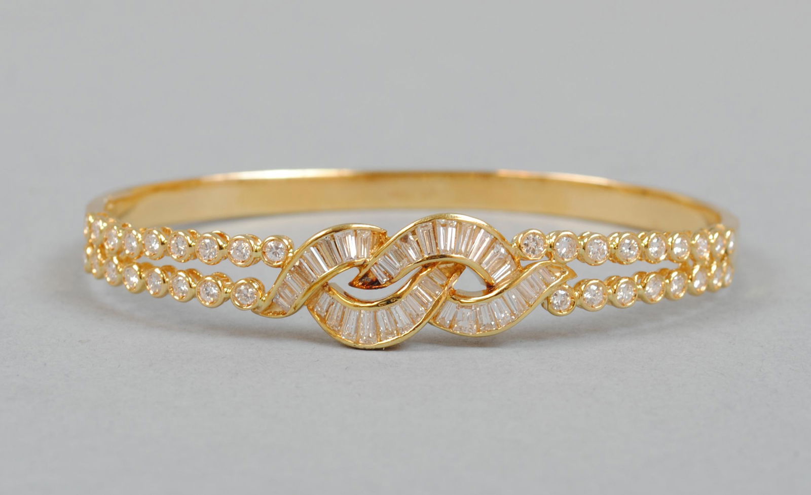 ITALIAN 18K DIAMOND BANGLE BRACELET, 2.50CTW (1 of 2)