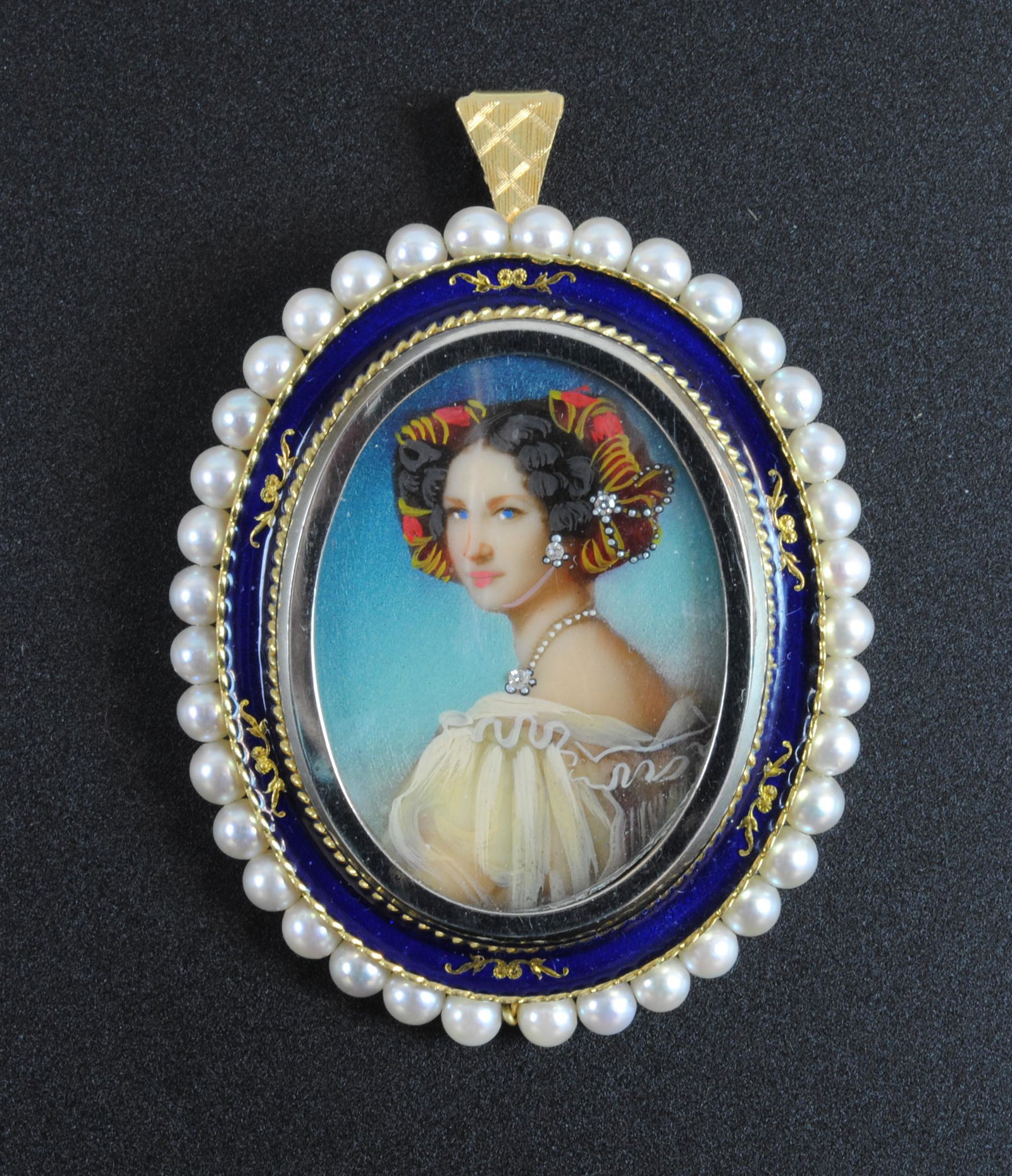ITALIAN 18K & DIAMOND PORTRAIT PENDANT BROOCH (1 of 2)