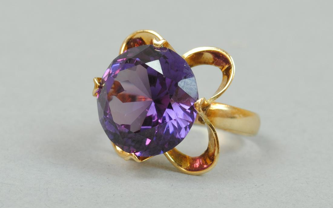 14K COLOR SHIFT SAPPHIRE RING (1 of 4)