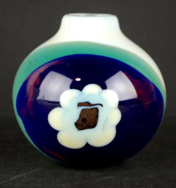 ART GLASS FLORAL DESIGN VASE SIGNED RITTER, 4in.