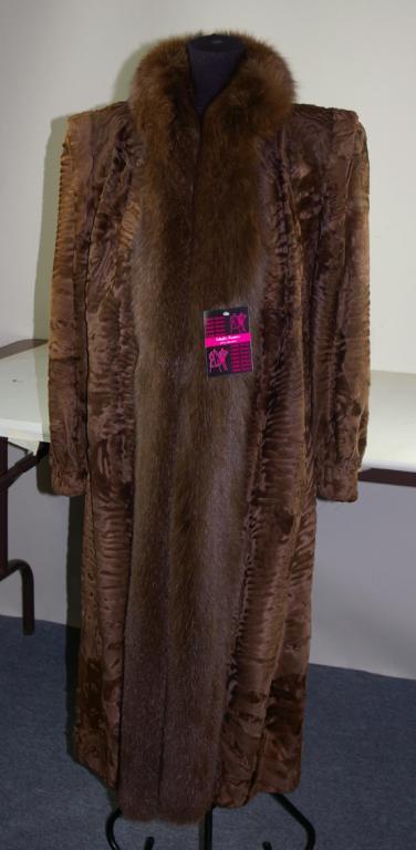 LADIES FULL-LENGTH BROWN PERSIAN LAMB COAT: with fox fur trim, label of Meyerowitz Furs, Fair Lawn, 44in. (19in. shoulder-to-shoulder)
