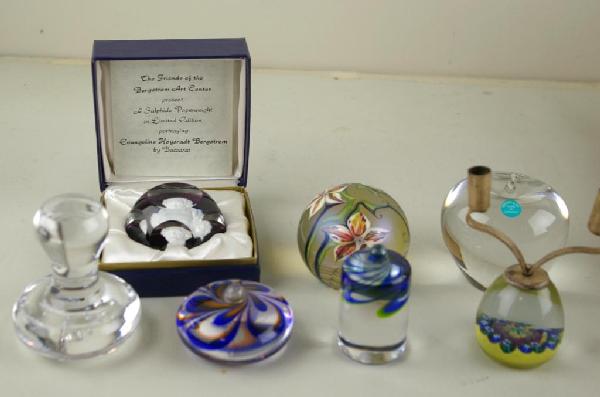 GROUP OF 7 SIGNED PAPERWEIGHTS: including a Baccarat Bergstrom Limited Edition sulfide commemorative #229/250, Orient & Flume floral, two Goran Warff for Kosta Boda swirls (#2 & #6), Tiffany & Co. Apple, Scottish Strathearn candleho