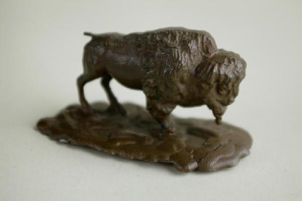 TIFFANY STUDIOS BRONZE BISON PAPERWEIGHT: signed Tiffany Studios New York, 1.5x3in.
