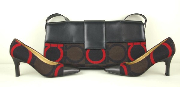 SALVATORE FERRAGAMO ITALIAN LOGO BAG & SHOES: bag with label reading Salvatore Ferragamo EK-21 0757 Made in Italy