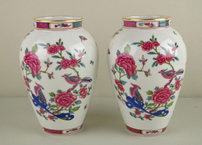 PAIR OF ASIAN-STYLE LIMOGES VASES Bernardaud & Co.: PAIR OF ASIAN-STYLE LIMOGES VASES Bernardaud & Co., 9.5in.