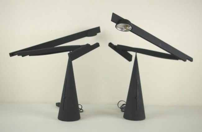 PAIR OF MARIO BARBAGLIA / MARCO COLOMBO LAMPS base: PAIR OF MARIO BARBAGLIA / MARCO COLOMBO LAMPS base marked Italiana Luce Tabla Mario Barbaglia Marco Colombo Made in Italy, 15x38in. fully extended