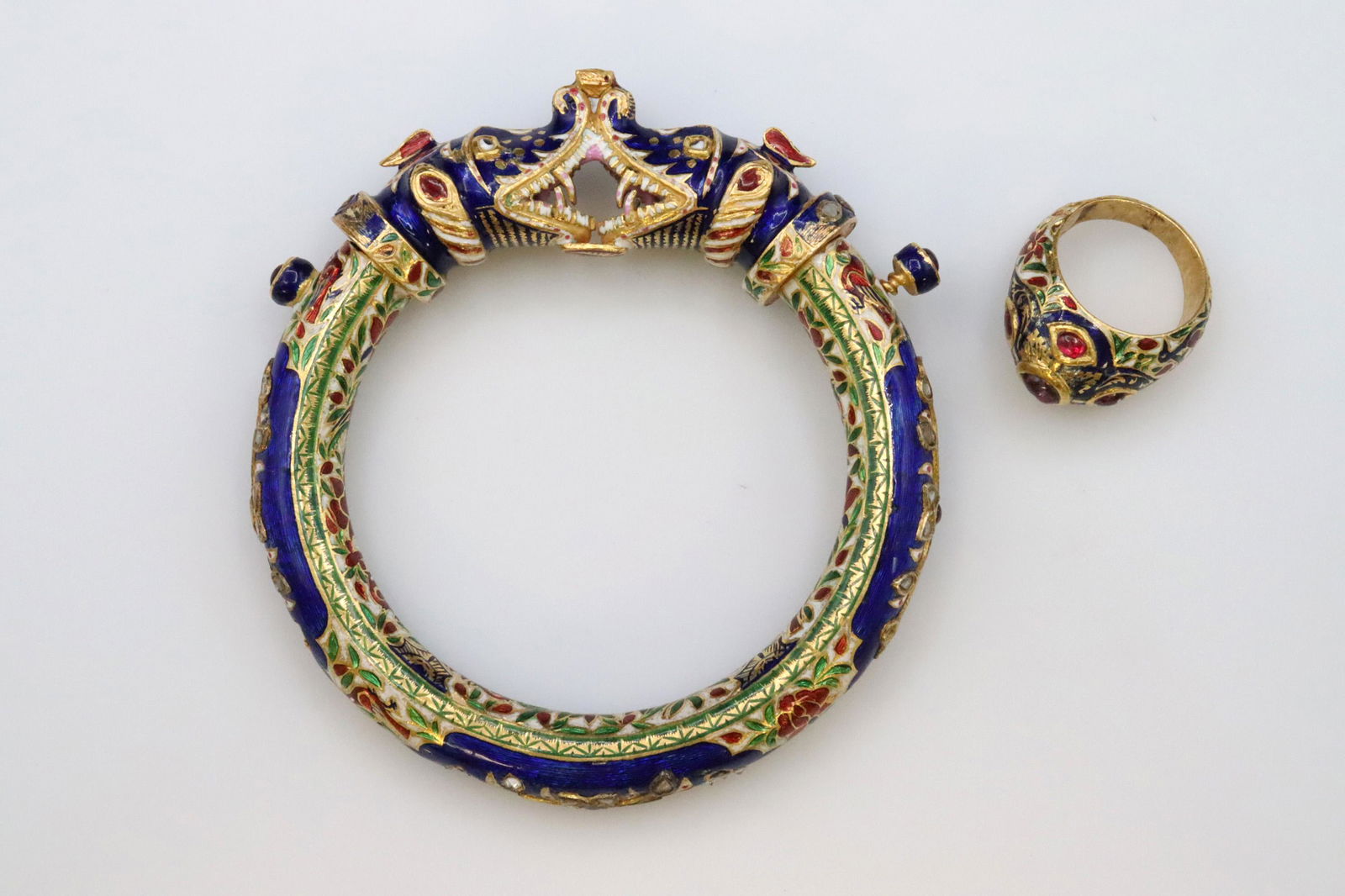 18K INDIAN ENAMEL & DIAMOND DRAGON BANGLE (1 of 3)