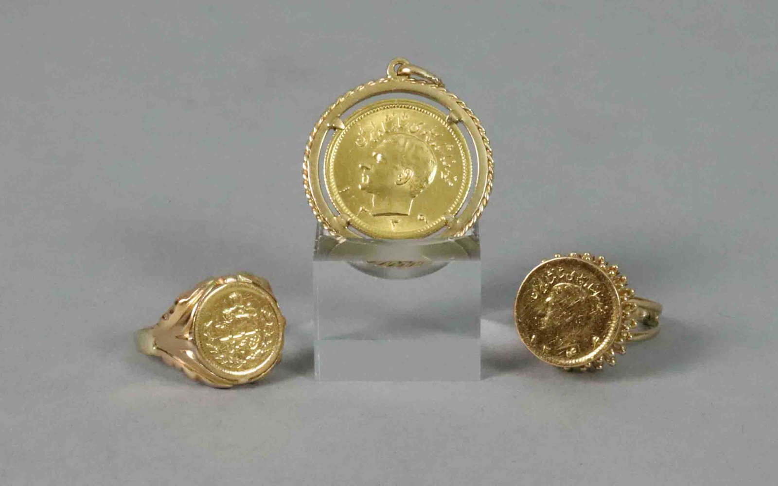 (3) PIECE IRANIAN GOLD COIN JEWELRY GROUP (1 of 5)