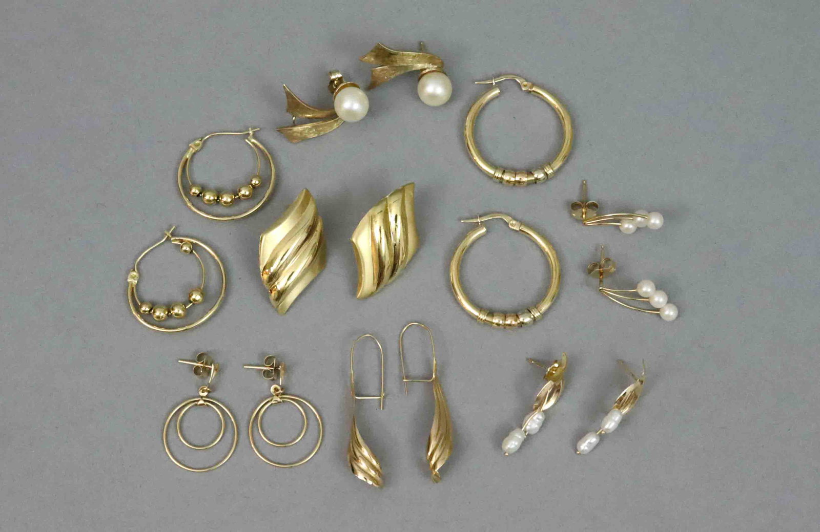 (8) PAIRS 14K EARRINGS (1 of 1)