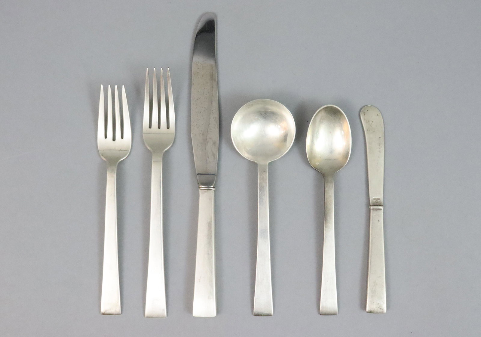 (120) PIECE INTERNATIONAL STERLING FLATWARE SET (1 of 3)