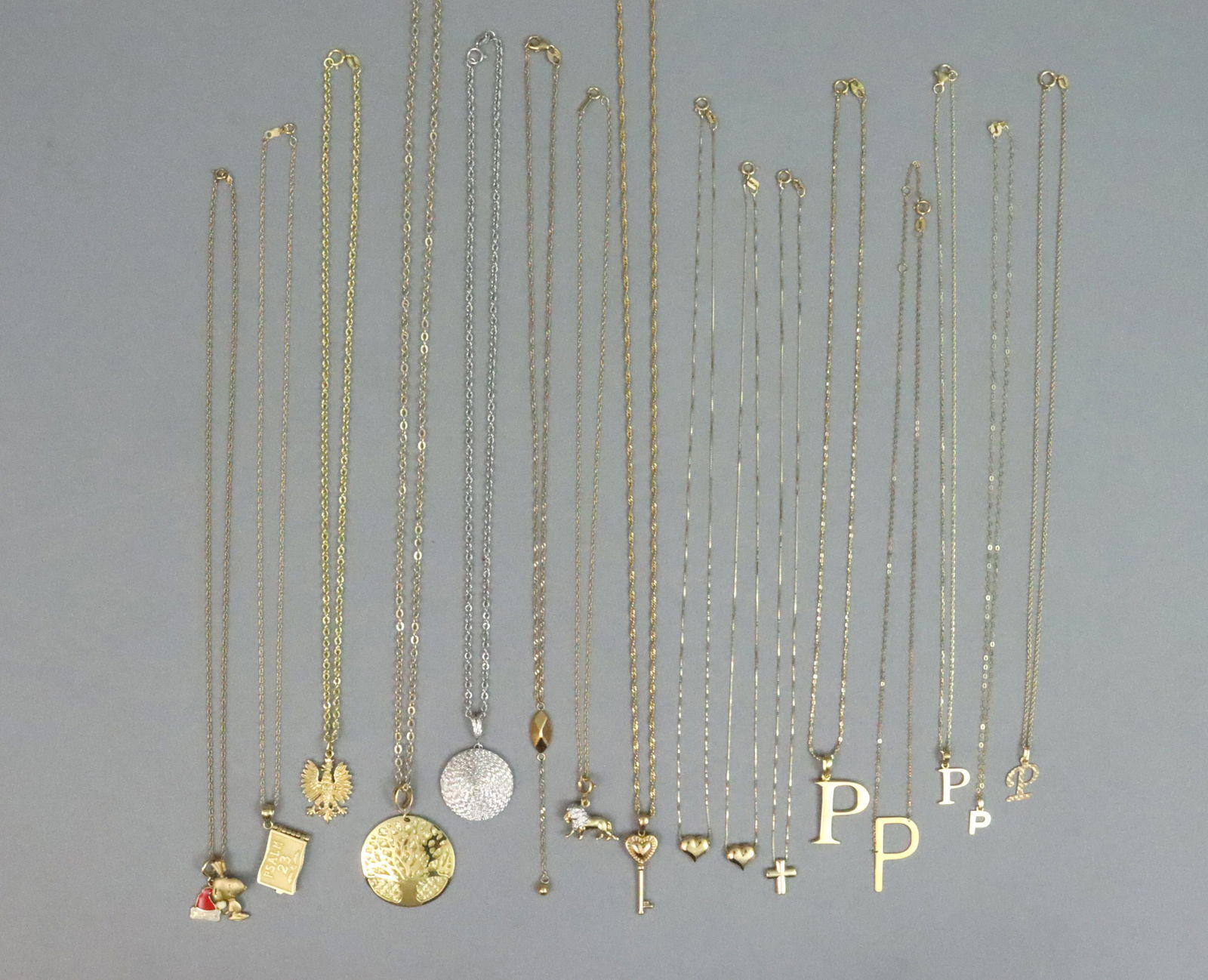 (16) 14K GOLD PENDANTS ON TRACE CHAINS (1 of 5)