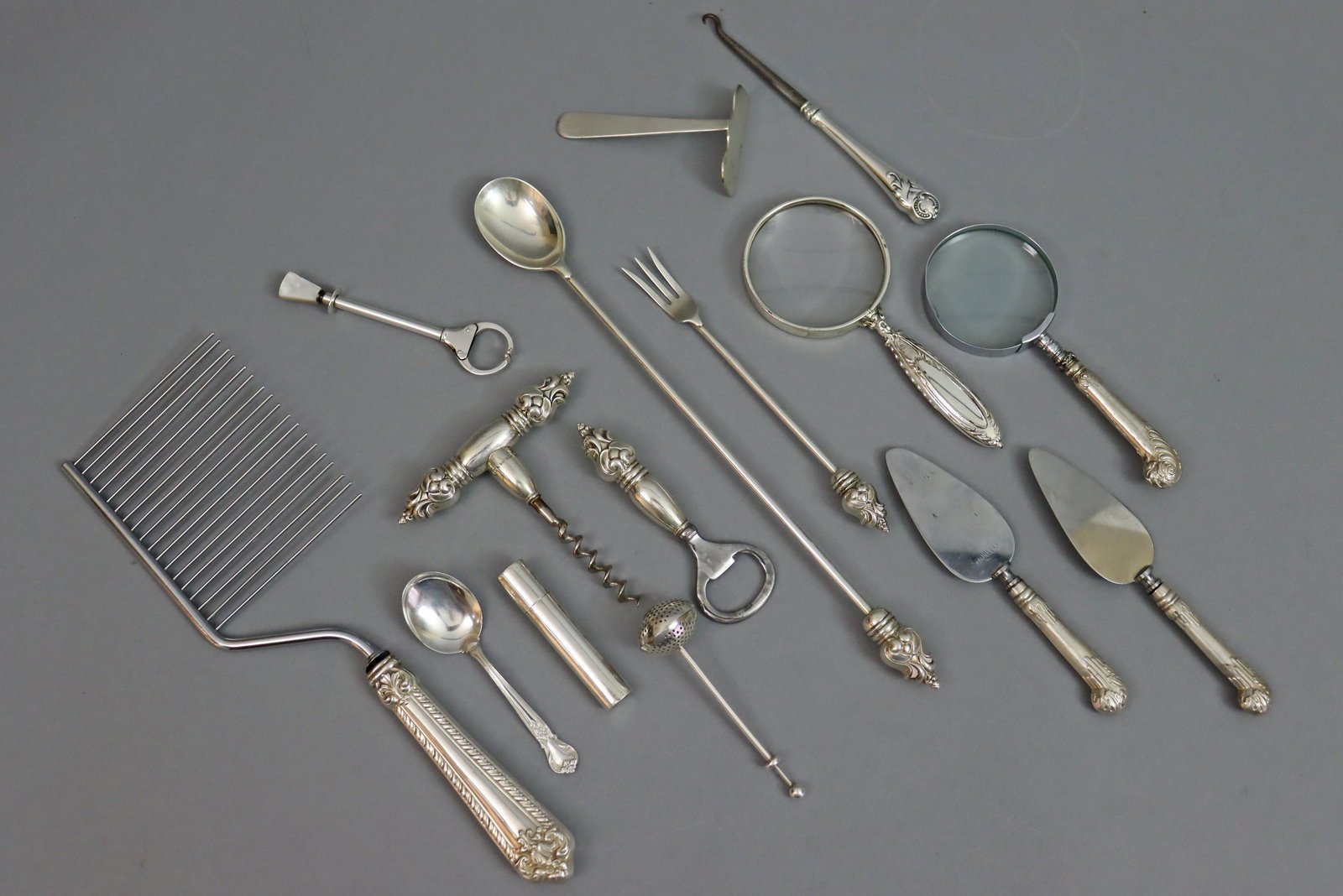 (15) PIECE STERLING & STERLING HANDLED GROUP (1 of 6)