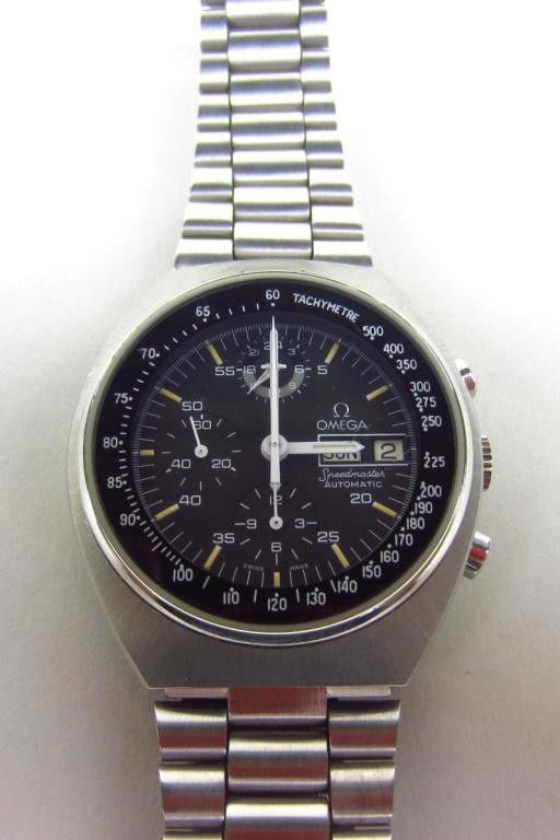 OMEGA SPEEDMASTER CHRONOGRAPH WRISTWATCH: automatic, with day and date, stainless steel Omega link bracelet, back with the embossed Seamaster logo