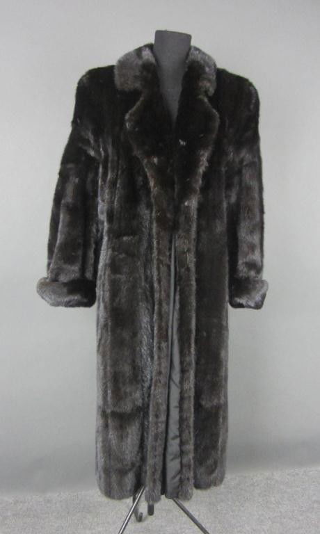 LADIES FULL-LENGTH BLACK MINK COAT: cuffed sleeves, length 46in., shoulder-to-shoulder 18in.
