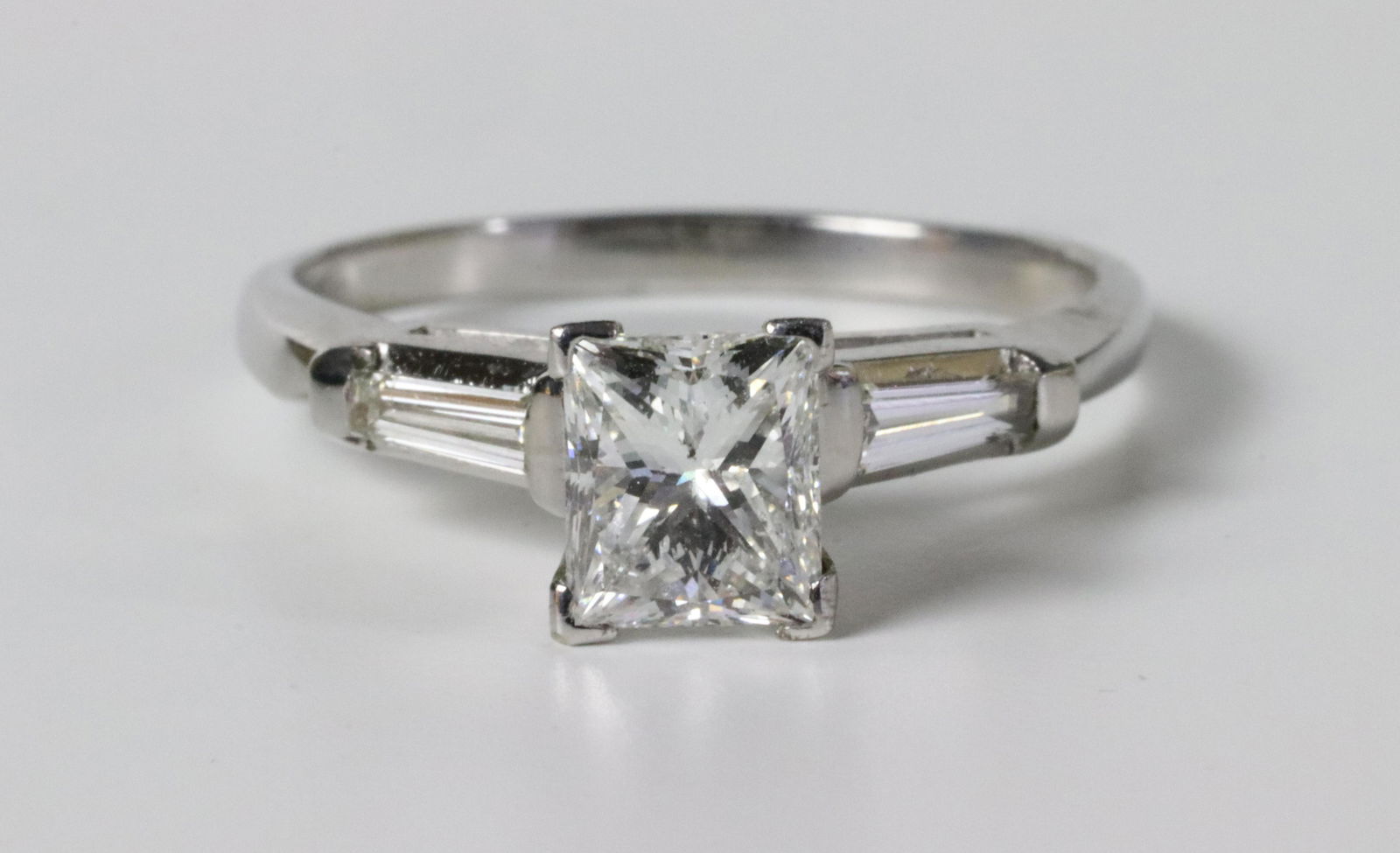 14K DIAMOND ENGAGEMENT RING (1 of 4)