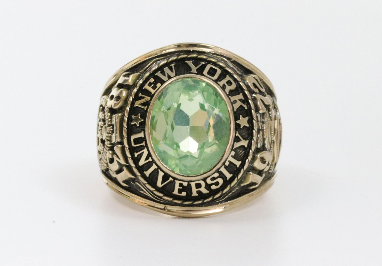 Nyu deals graduation ring