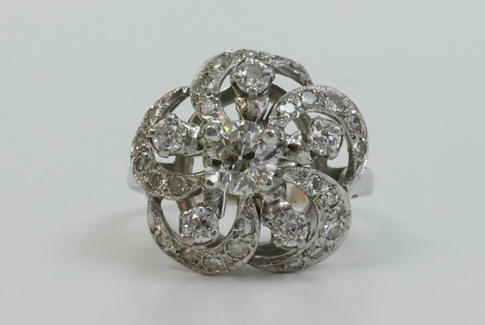 14K RETRO DIAMOND RING (1 of 3)