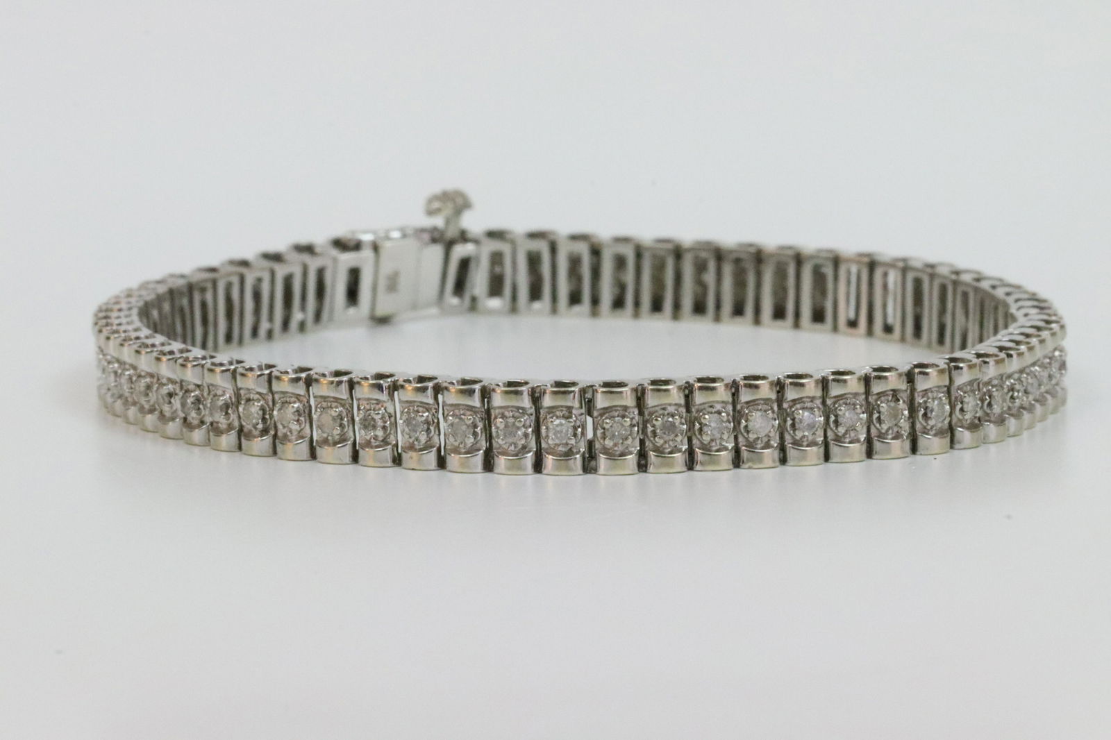 14K DIAMOND CYLINDER LINK BRACELET (1 of 2)