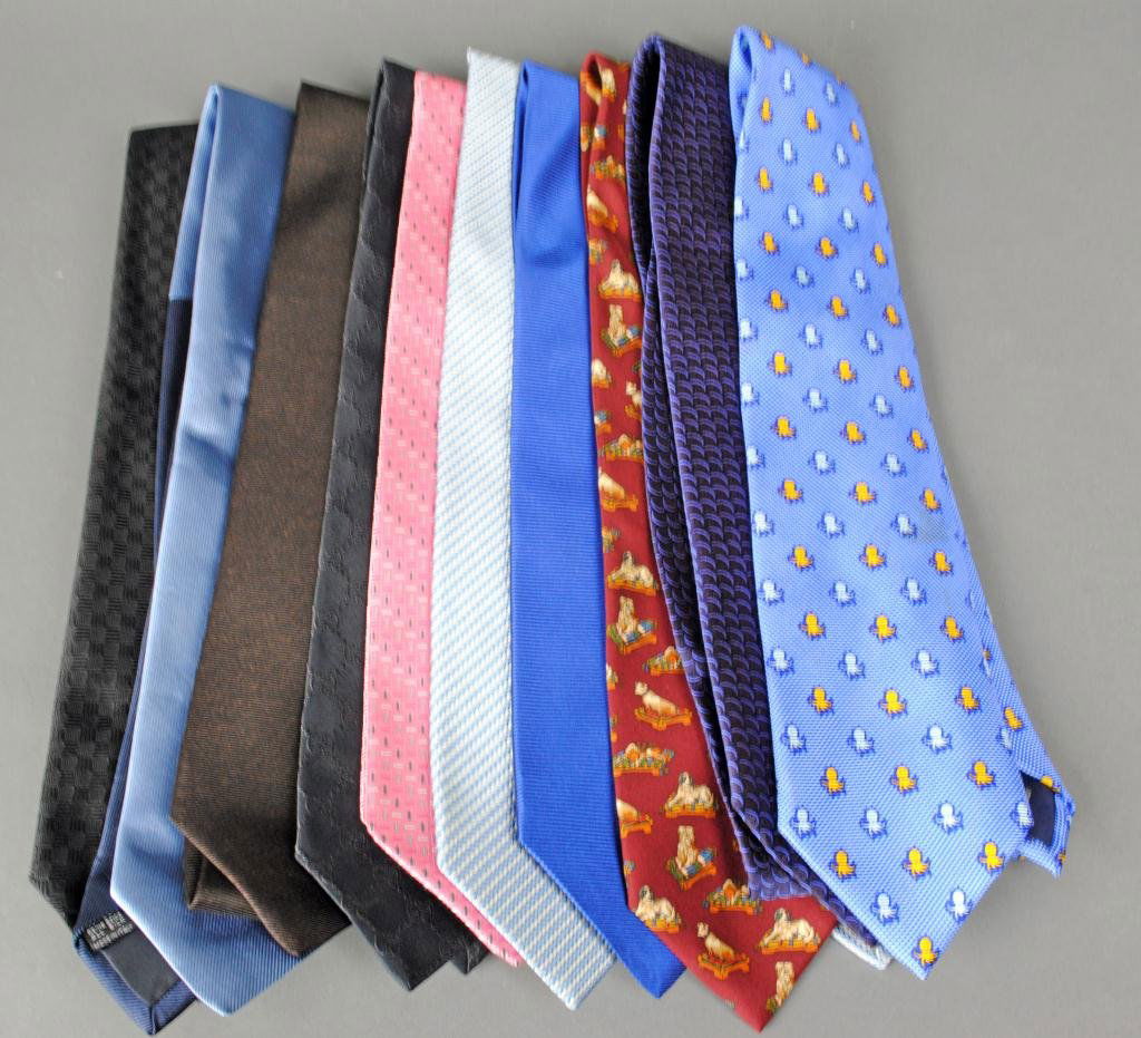 10 DESIGNER SILK TIES: including Ferragamo, Davide Cenci, Gucci, Dion, Charvet, Brioni, Charles Hill, Bvlgari, Caron, Charvet and Dion
