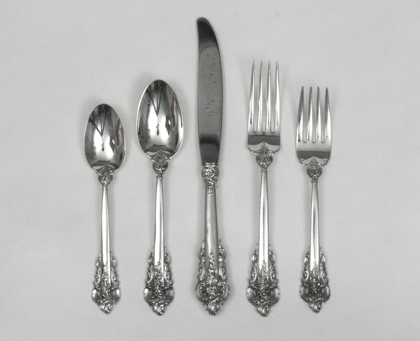(73) PIECE WALLACE STERLING FLATWARE SERVICE (1 of 2)