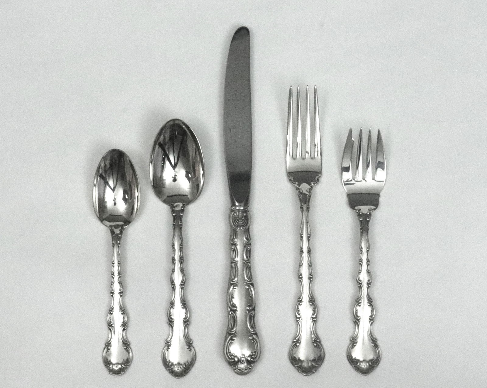 (57) PIECE GORHAM STERLING FLATWARE SERVICE (1 of 2)