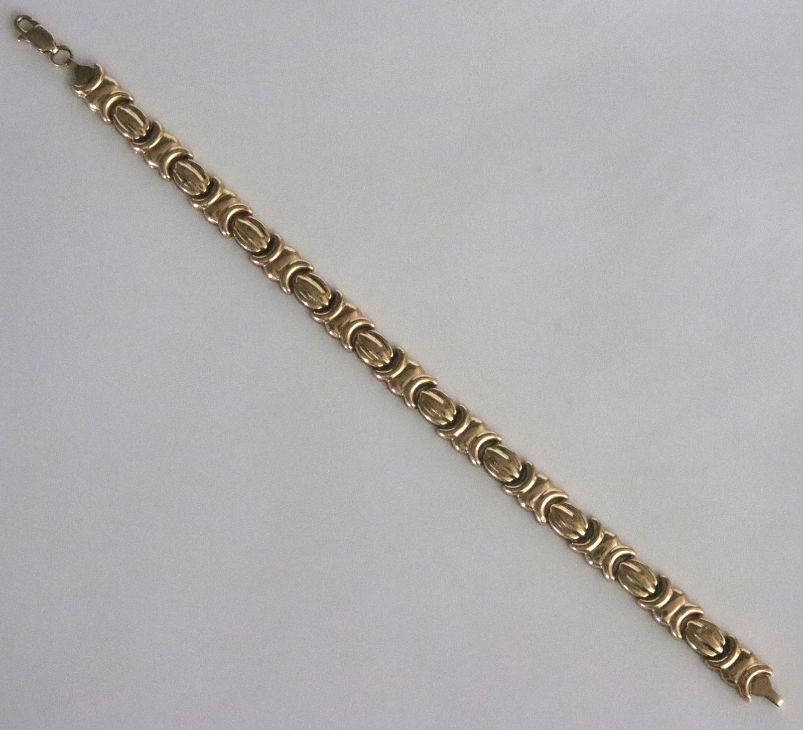 TIFFANY & CO. 14K HOLLOW GOLD BRACELET (1 of 3)