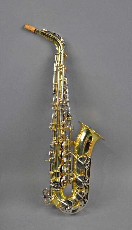 BRASS YAMAHA ALTO SAXOPHONE YAS-23: in hard case, marked "Yamaha / YAS-23 / 051329A", 26in.