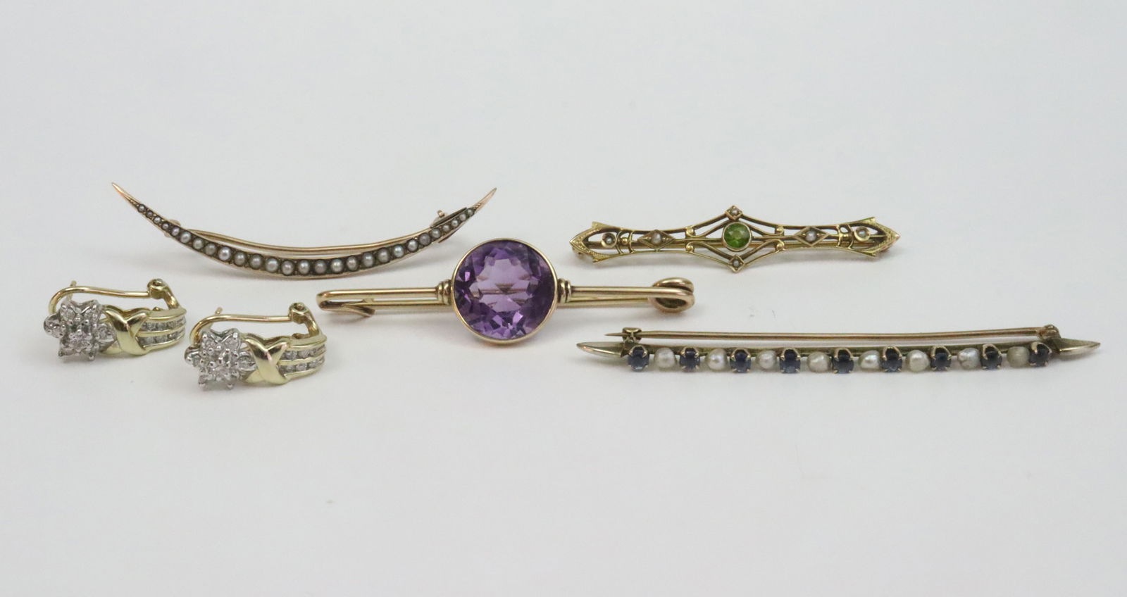 (4) GOLD BAR PINS AND A PAIR OF EARRINGS (1 of 2)