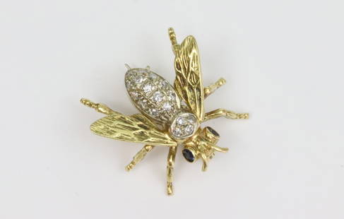 ITALIAN 18K DIAMOND FLY PIN: set with 13 round diamond melee, sapphire-set eyes, in yellow carved gold, stamped '750 C&F', 18x18mm, 5gms.