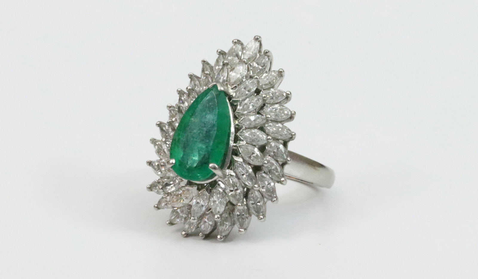 RING-DANT PLATINUM EMERALD & DIAMOND RING PENDANT (1 of 4)