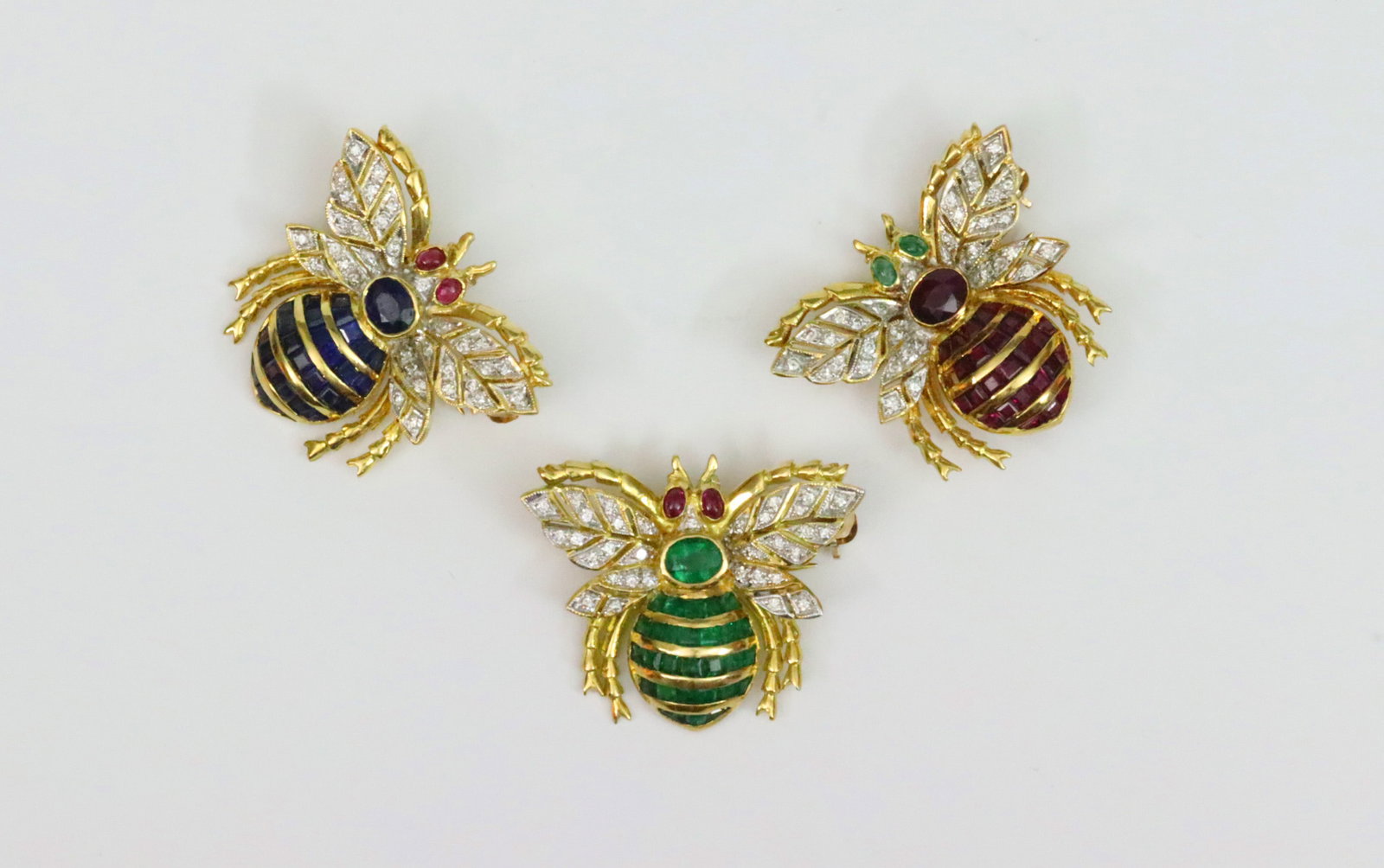 (3) 18K DIAMOND & GEMSTONE MATCHING BEE PINS (1 of 2)