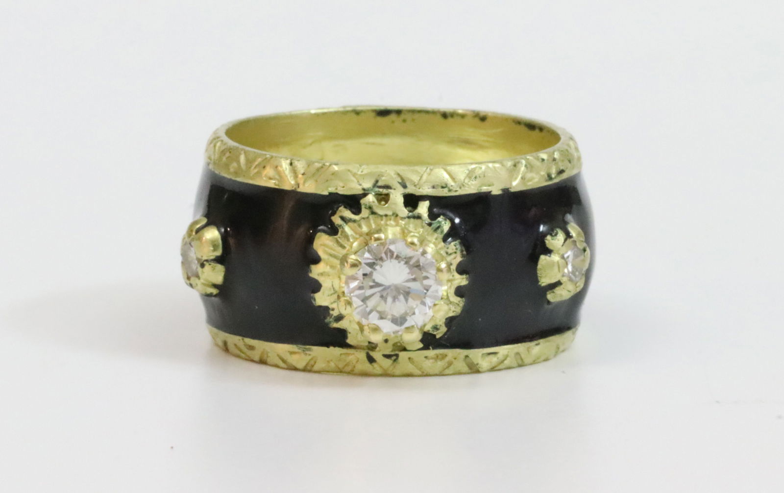 BORIS LE BEAU ENAMELED WIDE BAND DIAMOND RING (1 of 6)