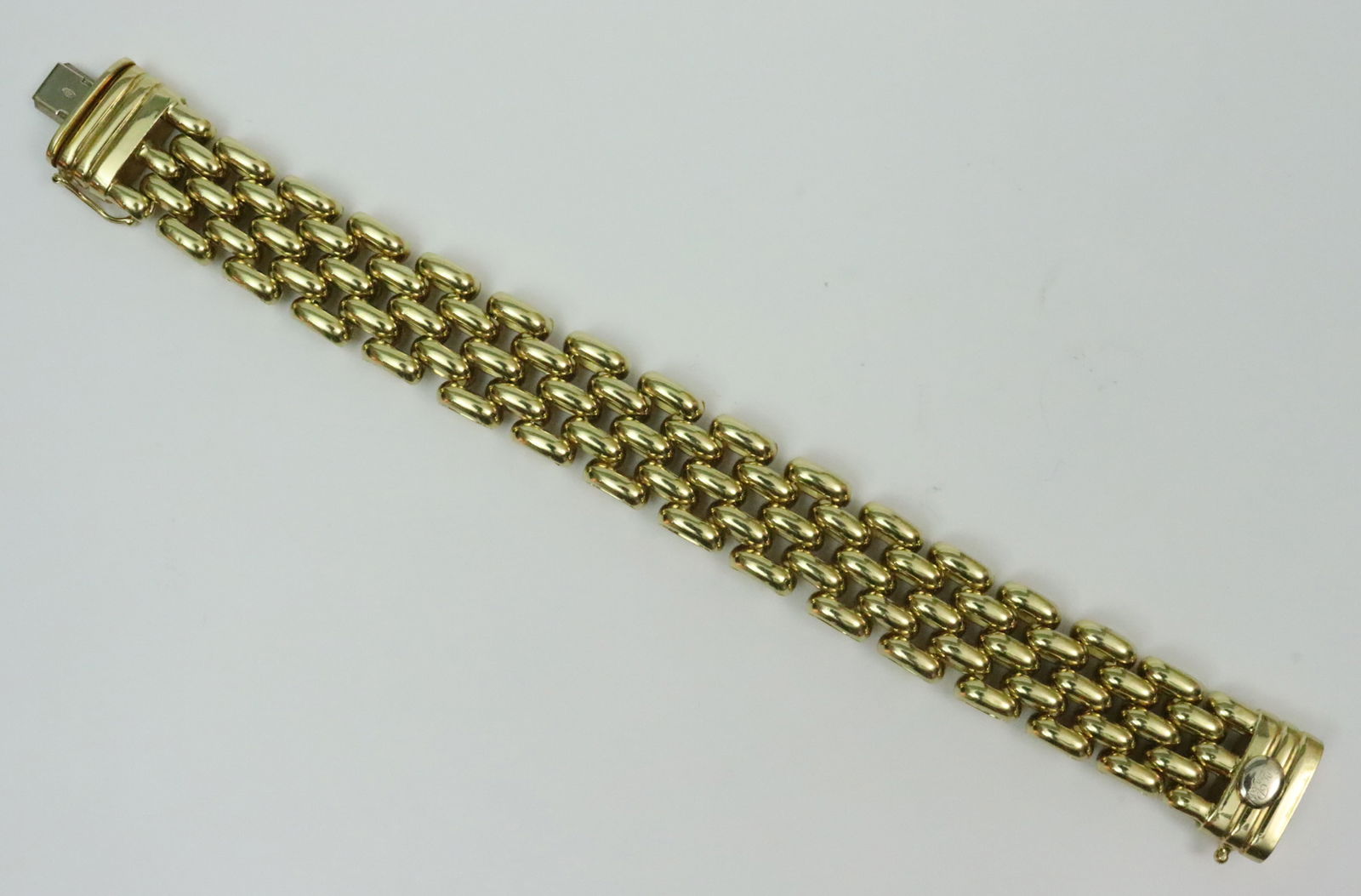 ITALIAN 18K WIDE LINK BRACELET, 46.5GMS. (1 of 5)