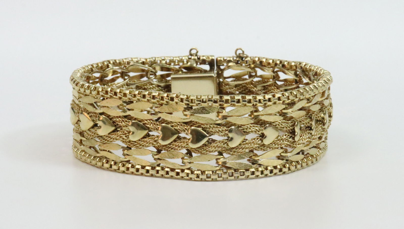 14K MESH & HEART LINK BRACELET (1 of 5)