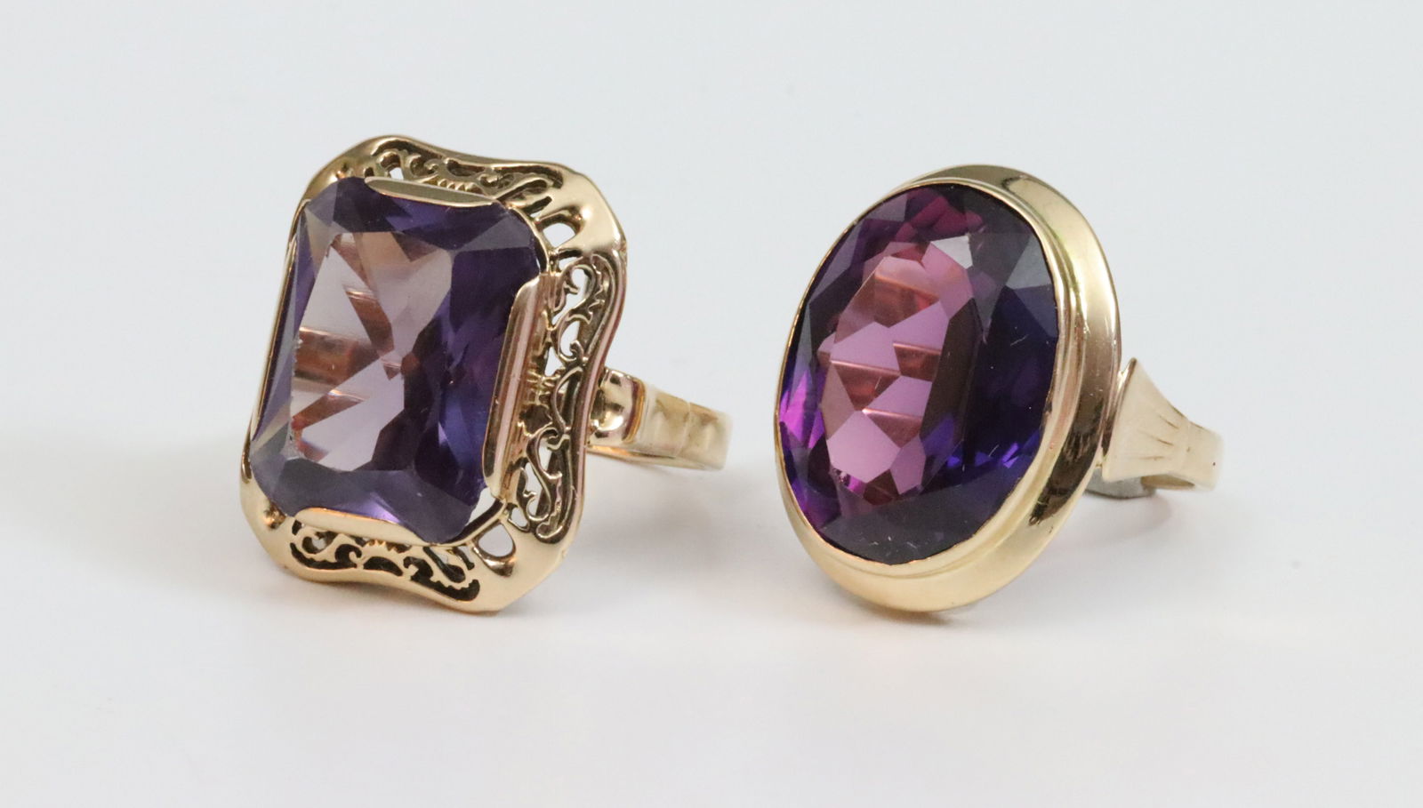 (2) LARGE 14K PURPLE GEMSTONE RINGS (1 of 4)