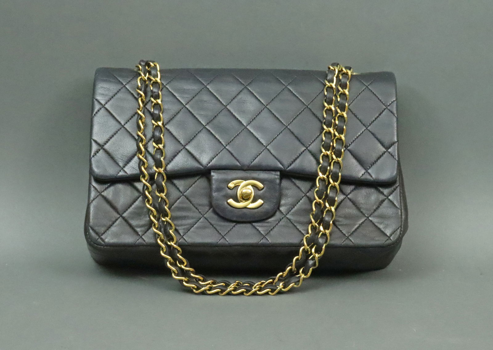 CHANEL BLUE CLASSIC 11.12 DOUBLE FLAP BAG (1 of 7)