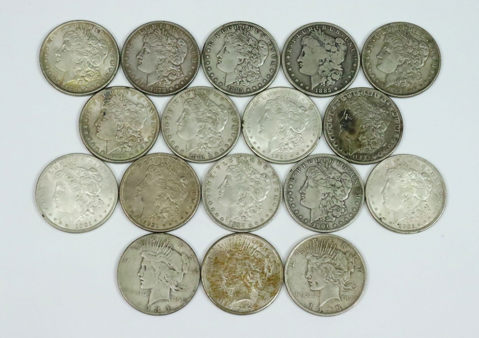 (17) US SILVER DOLLAR COINS - 14 MORGANS & 3 PEACE (1 of 1)