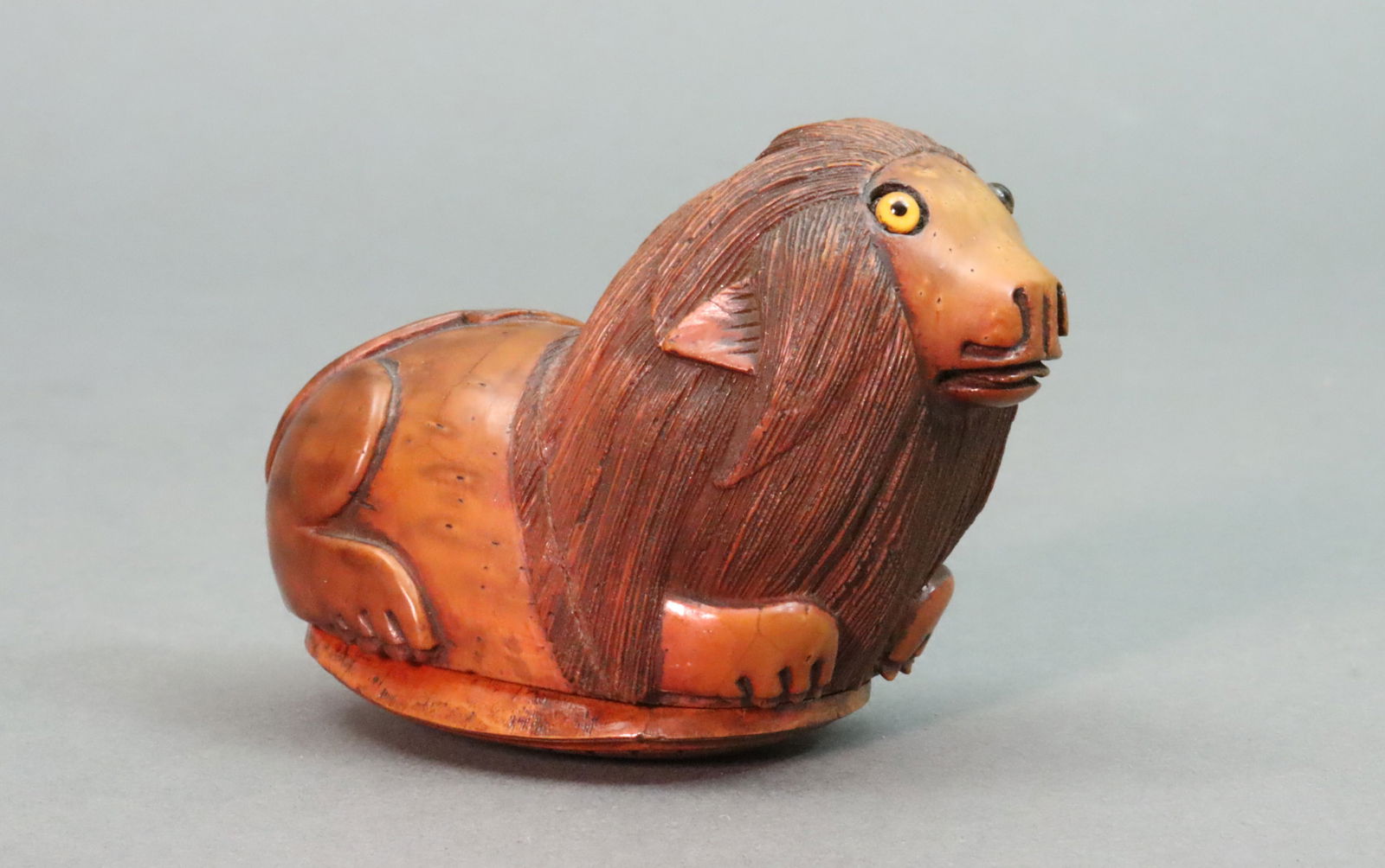 CARVED COQUILLA NUT RECUMBENT LION (1 of 7)