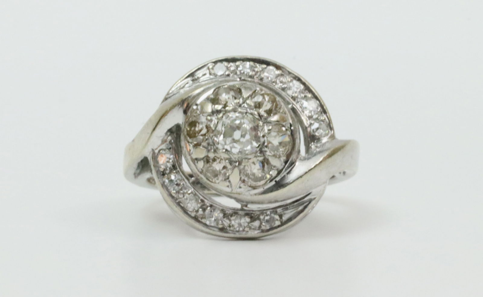 14K DIAMOND SWIRL CLUSTER RING (1 of 5)